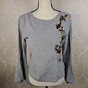 Zara Basic Collection Size XS Gray Embroidered Flared Sleeve Open Tie Back Top